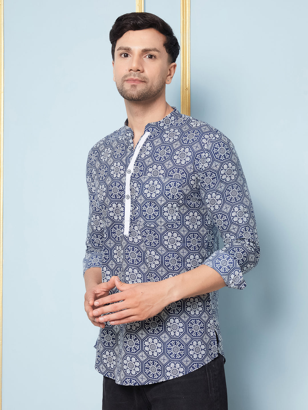 Men Blue & White Indigo Printed Cotton Short Kurta