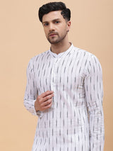 Men White & Grey Pure Cotton Printed Straight Kurta With pyjama