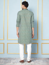 Men Green And White Strip Printed Kurta