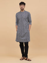 Men Black And White Strip Printed Kurta