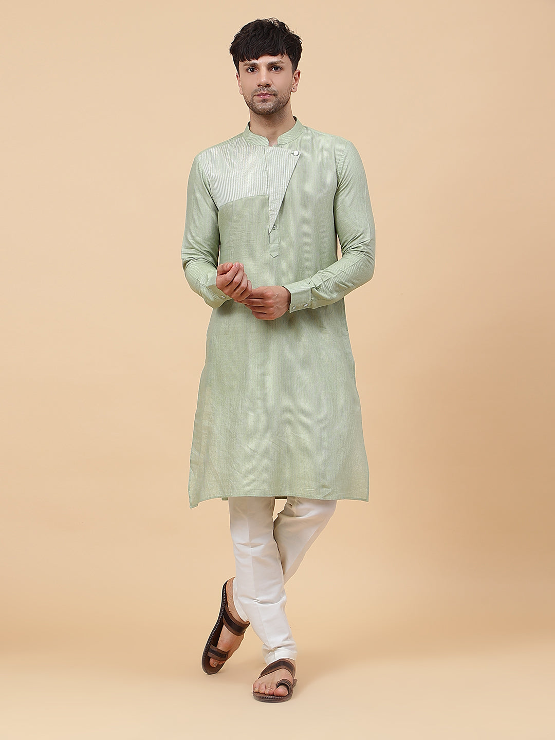 Men Green And Silver Thread Work Kurta