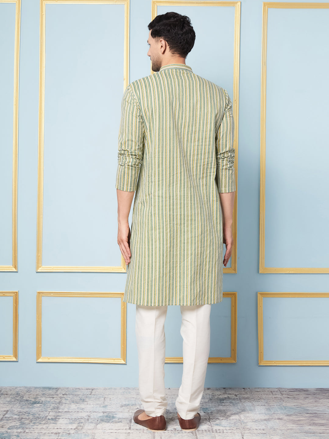 Men Multicoloured Strip Printed Kurta With pyjama