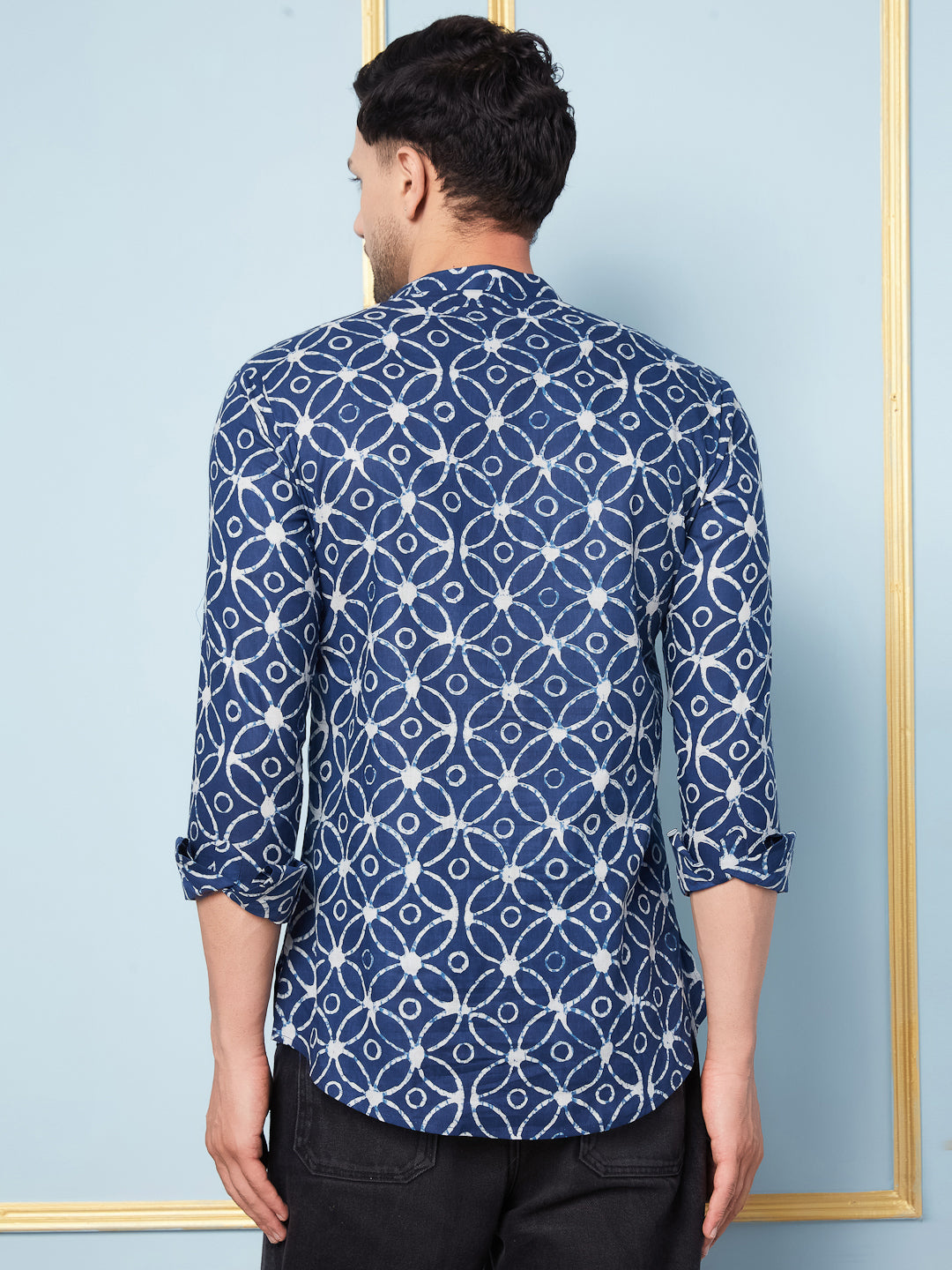 Men Blue & White Printed Cotton Short Kurta