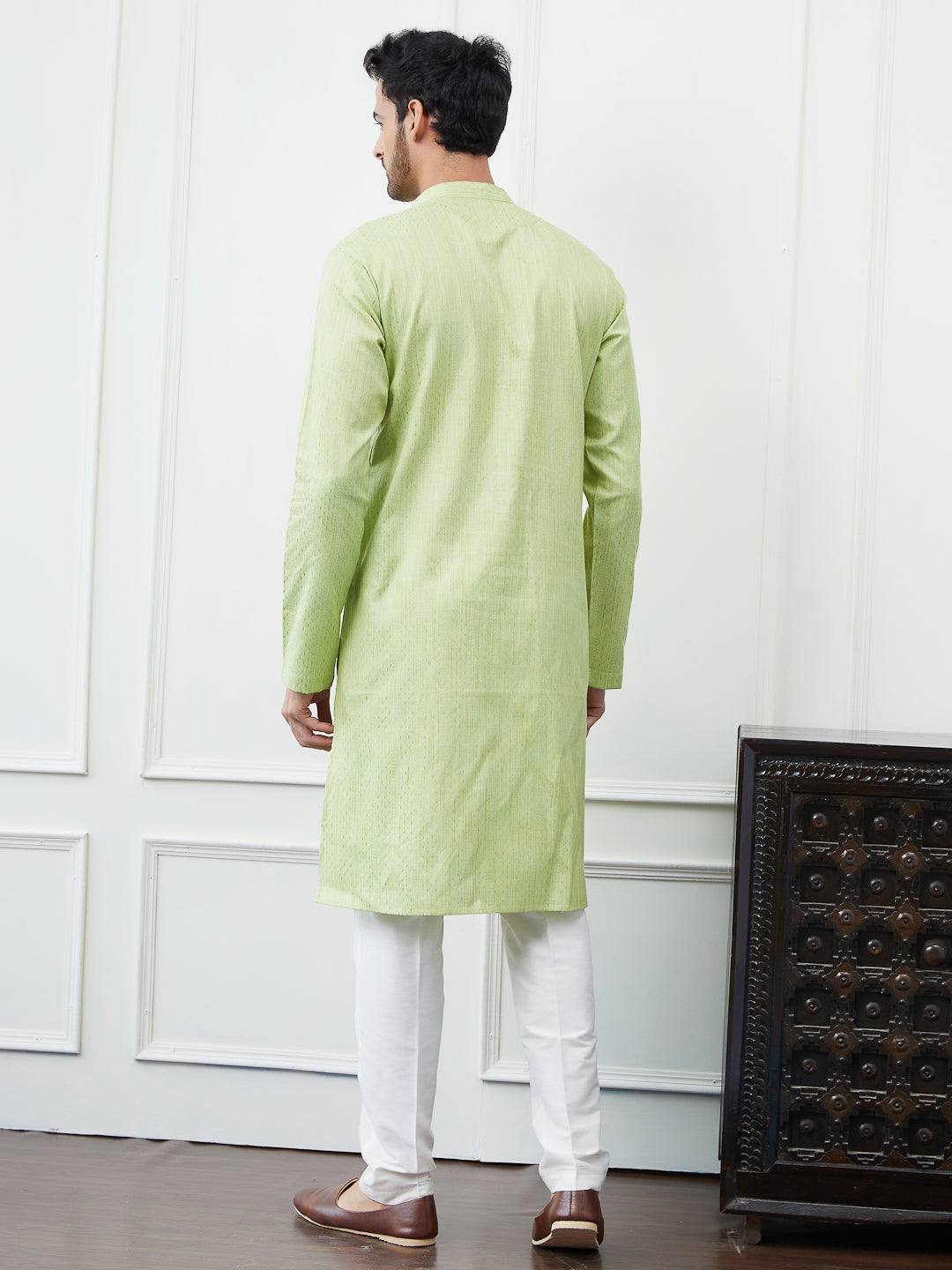 Riwaat.com Men Lime Green & Gold Thread Work Cotton Kurta Riwaat Mehendi Thread Work