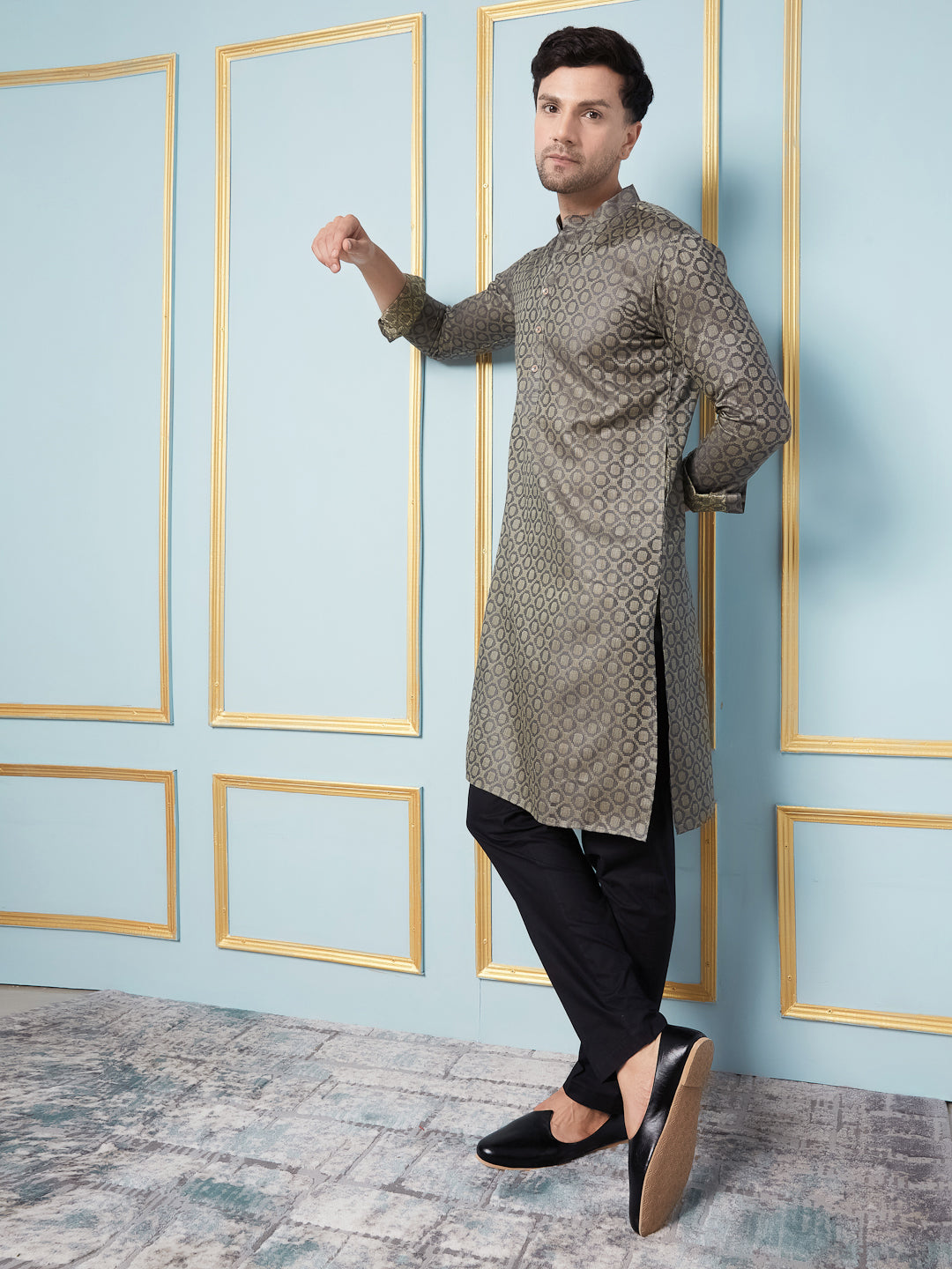 Men Charcoal & Green Woven Design Thread Work Kurta With Pajama