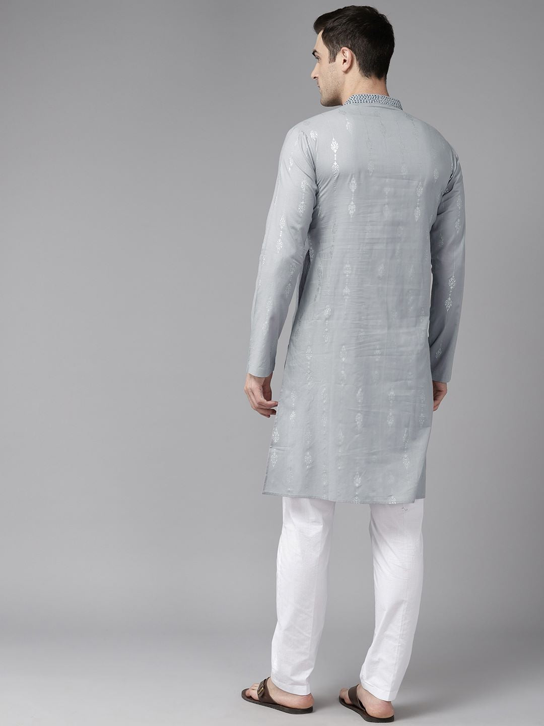 Men Grey & Blue Pure Cotton Embroidered Straight Kurta With Pajama