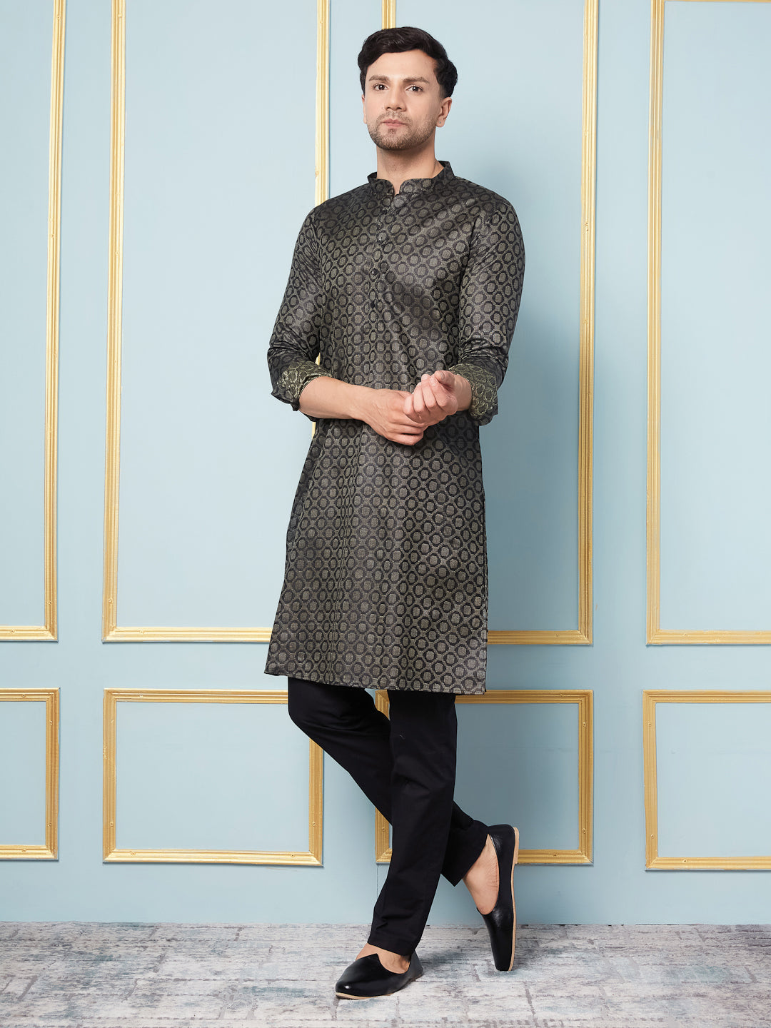 Men Black & Green Woven Design Thread Work Kurta With pyjama