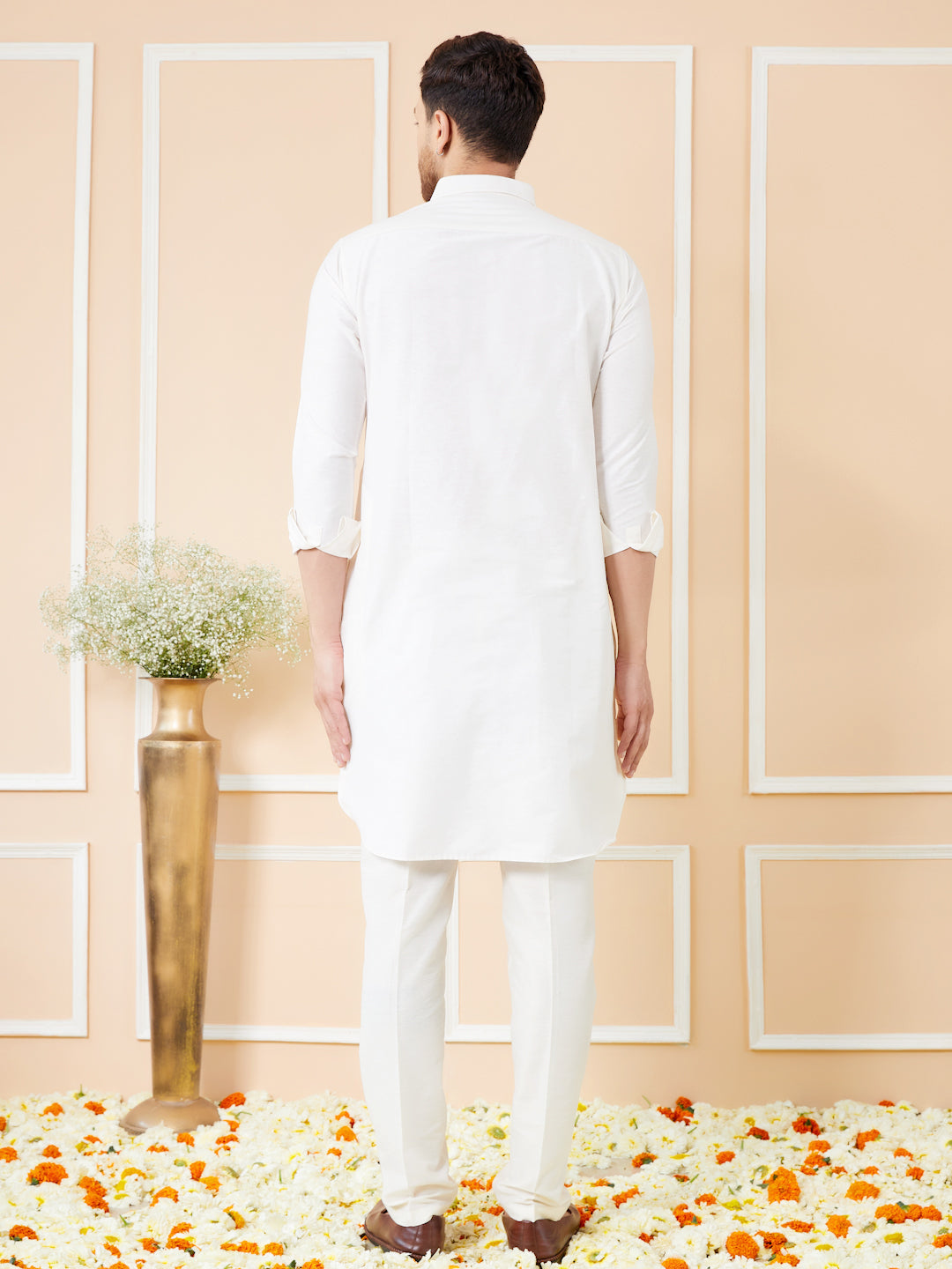 Men Off White Cotton Solid Pathani Kurta with Pyjama