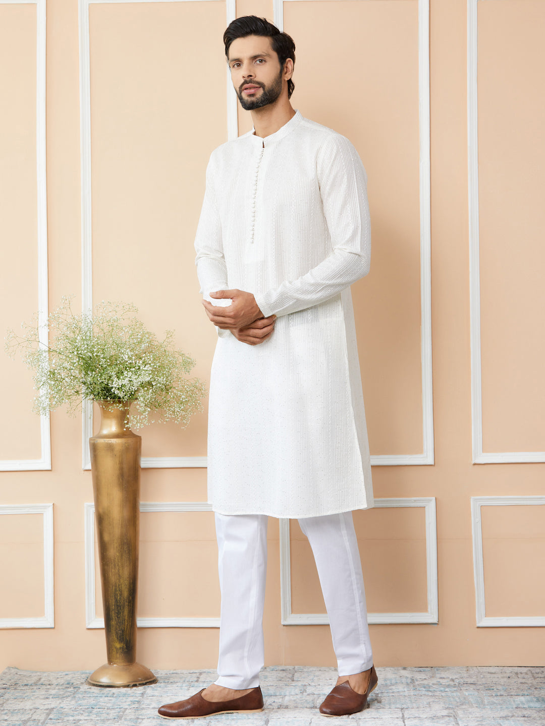 Off White Embroidered Thread Work Sequin Chanderi Silk Straight Kurta