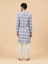 Men White and Grey Ikat Printed Kurta With pyjama
