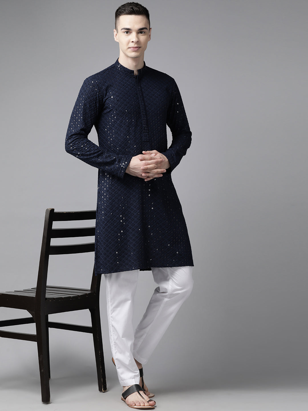 Men Navy Blue Floral Embroidered Sequined Rayon Kurta