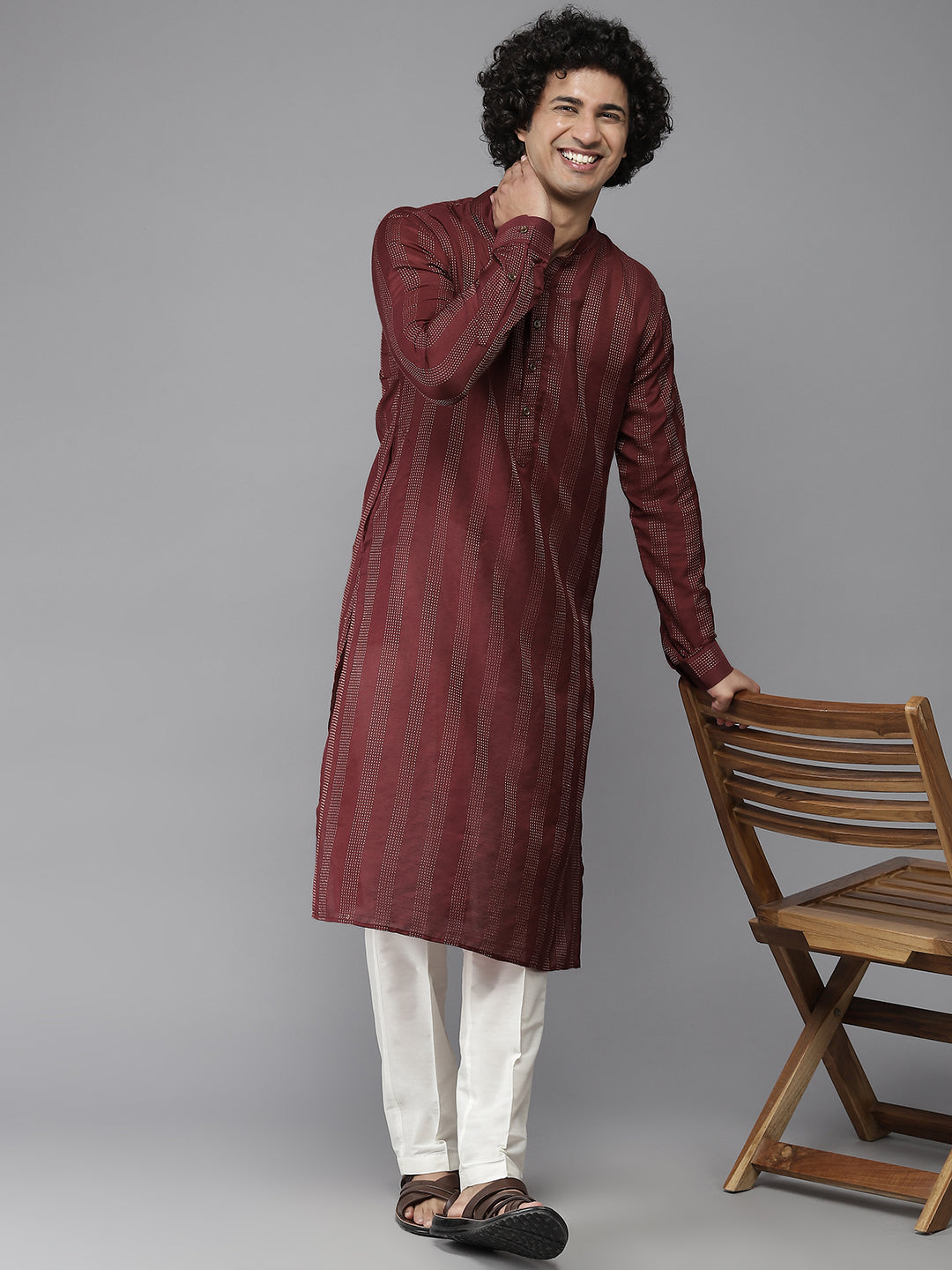 Men Maroon Majesty Woven Design Kurta With Pajama