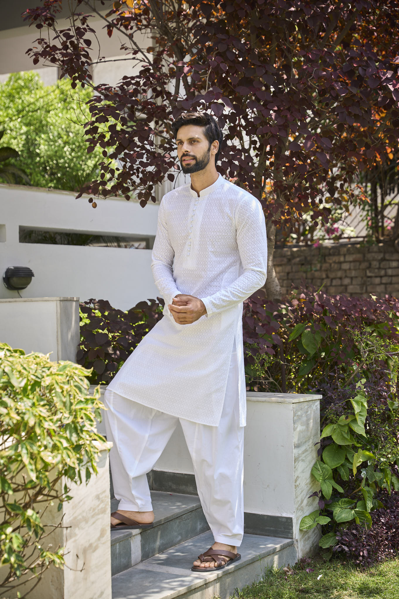 Men White Chikankari Embroidered Straight Kurta