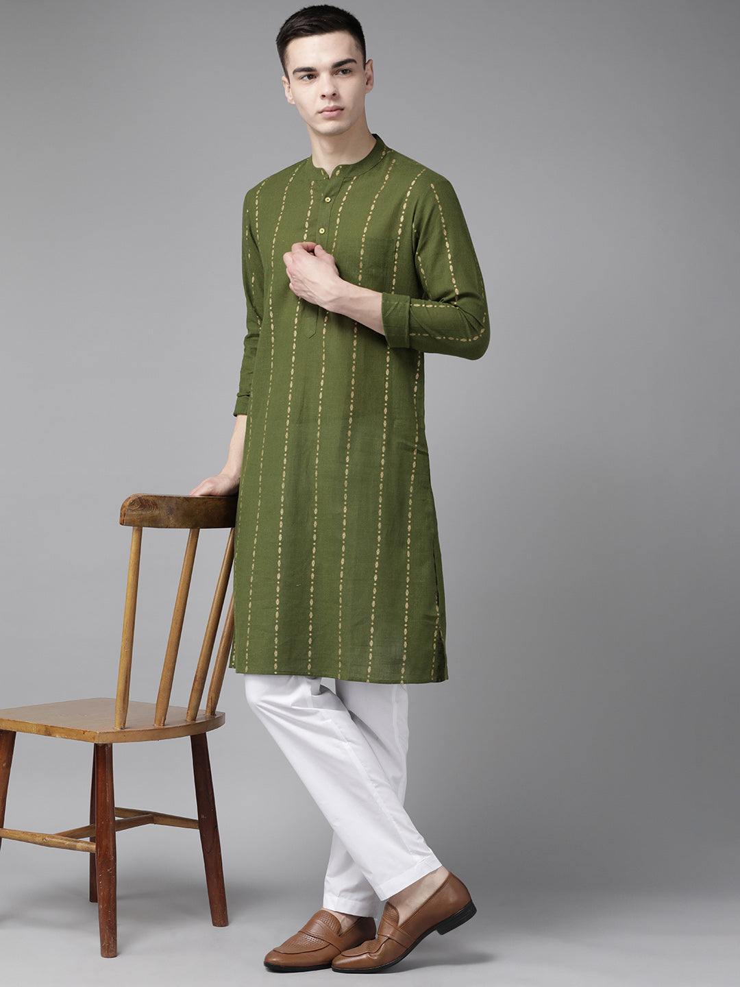 Men Green & Gold Stripe Printed Straight Kurta With Pajama