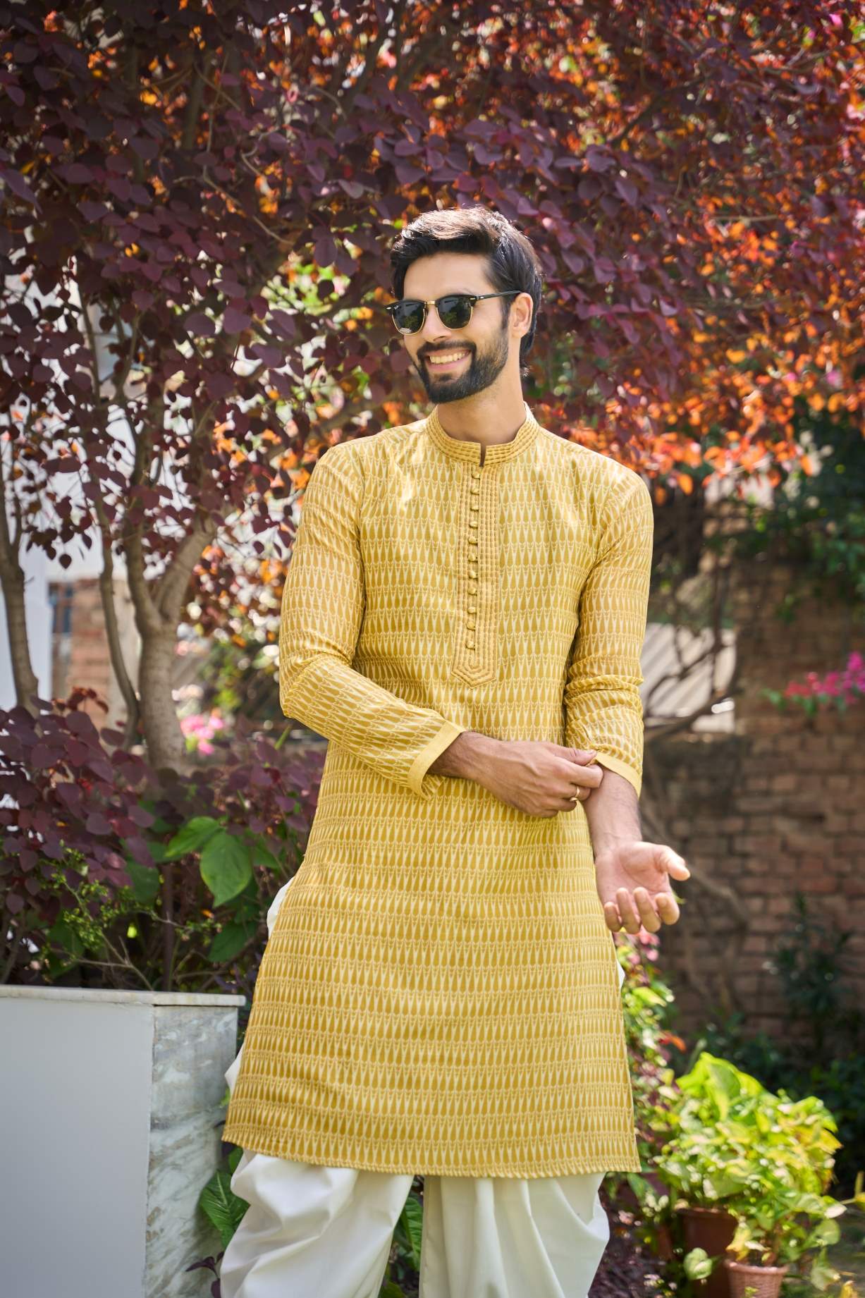 Men Mustard and White Printed Thread Work Kurta