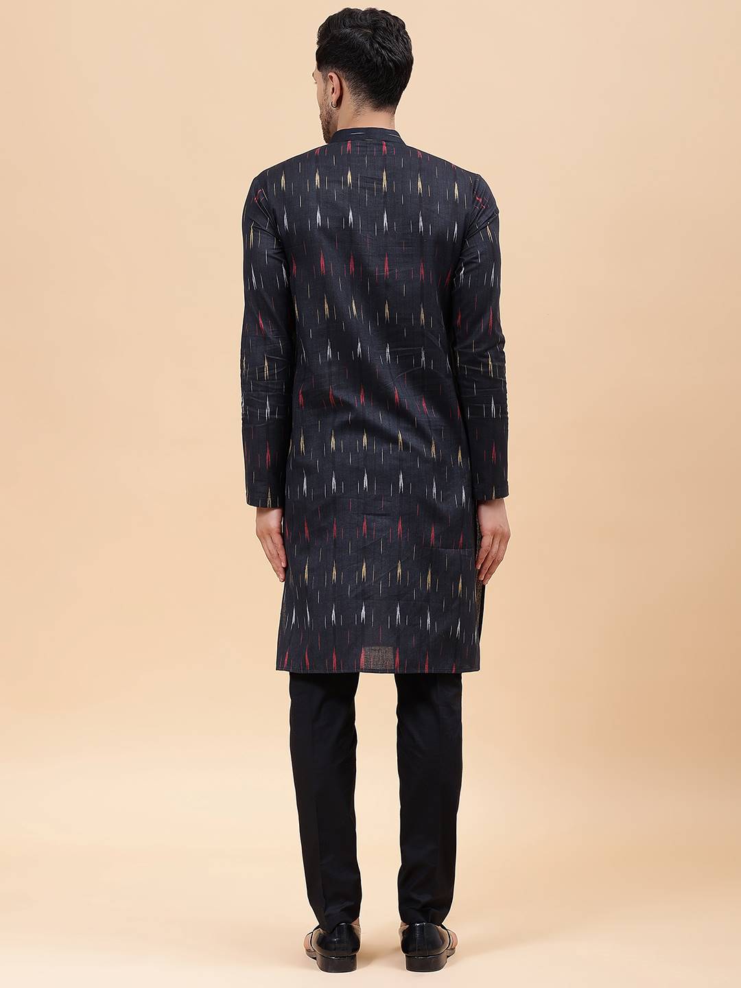 Men Black & Red Pure Cotton Printed Straight Kurta With Pajama