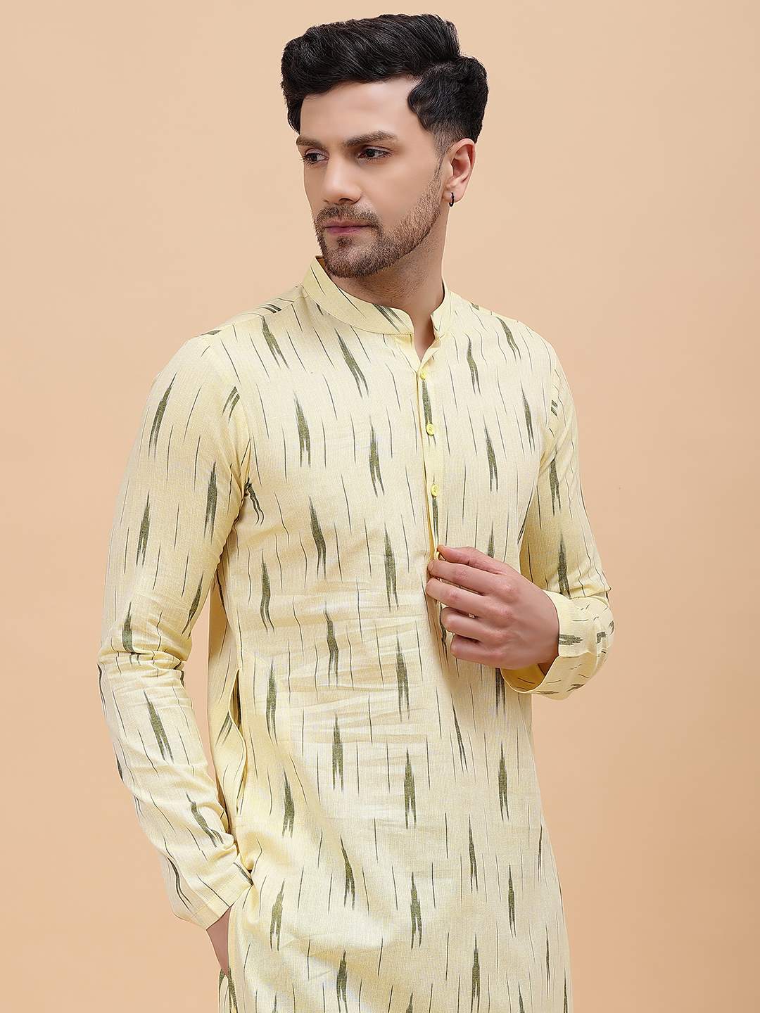 Men Cream & Green Pure Cotton Printed Straight Kurta With Pajama