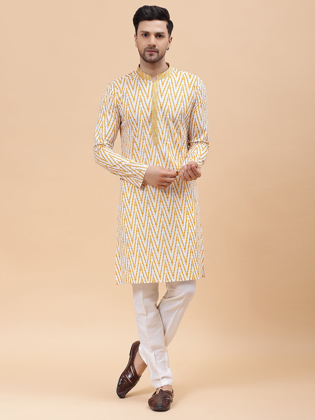 Men White & Mustard Pure Cotton Embroidered Straight Kurta With pyjama