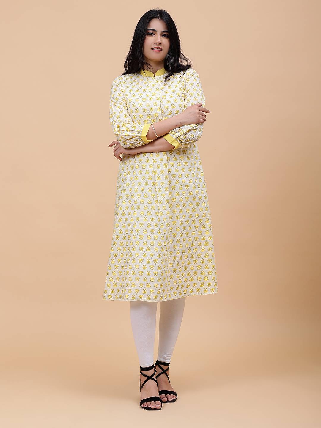 Women Yellow And White Floral Printed Cotton Kurti