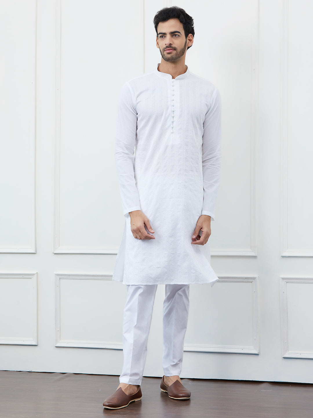 Men White Cotton Thread Work & Sequince Kurta