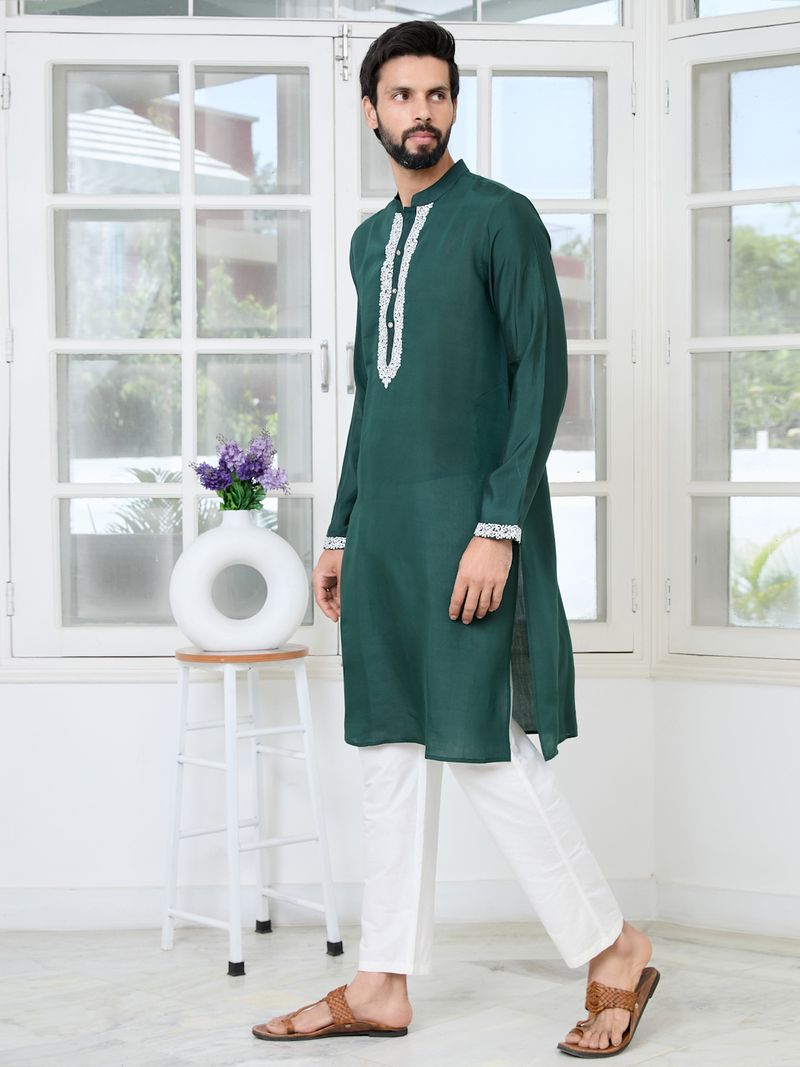 Green Floral Embroidered Mandarin Collar Thread Work Straight Kurta