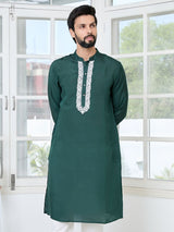 Green Floral Embroidered Mandarin Collar Thread Work Straight Kurta