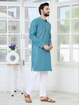 Men Blue Embroidered Straight Kurta