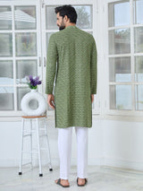 Men Green Embroidered Mandarin Collar Straight Kurta