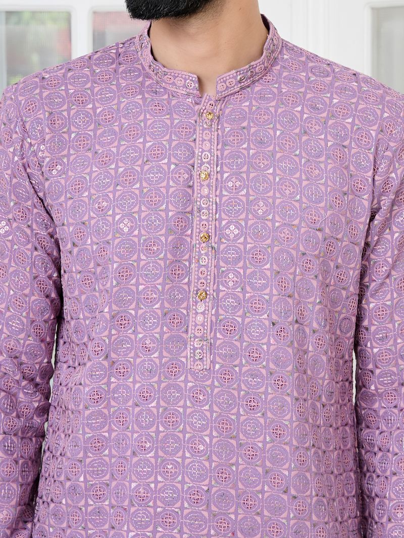 Men Lavender Embroidered Mandarin Collar Straight Kurta