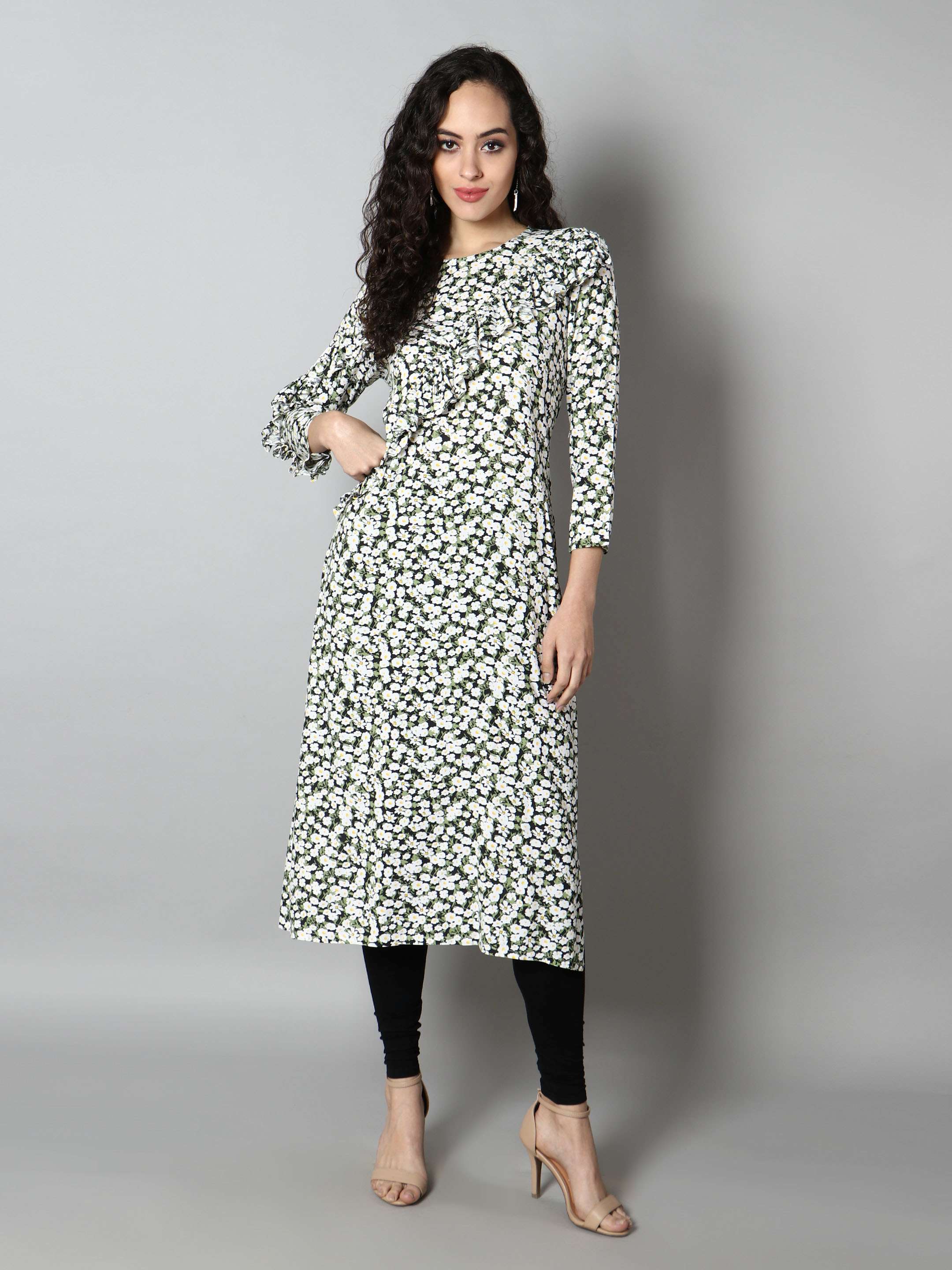 Women Black and White Floral Print Kurti