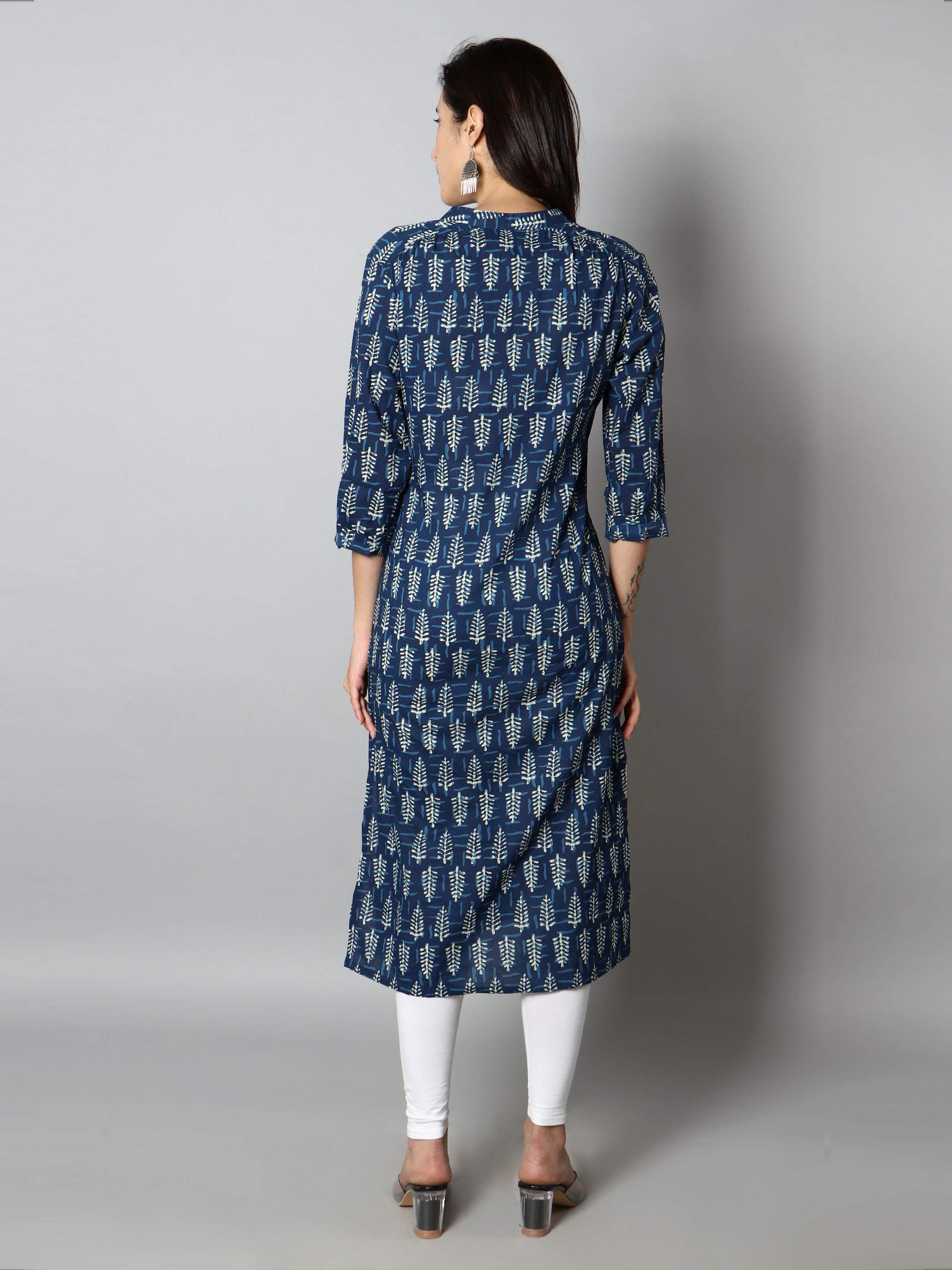 Women Blue, White Abstract Print Kurti