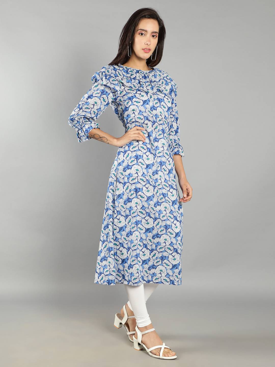 Women Blue, White Floral Print Kurti