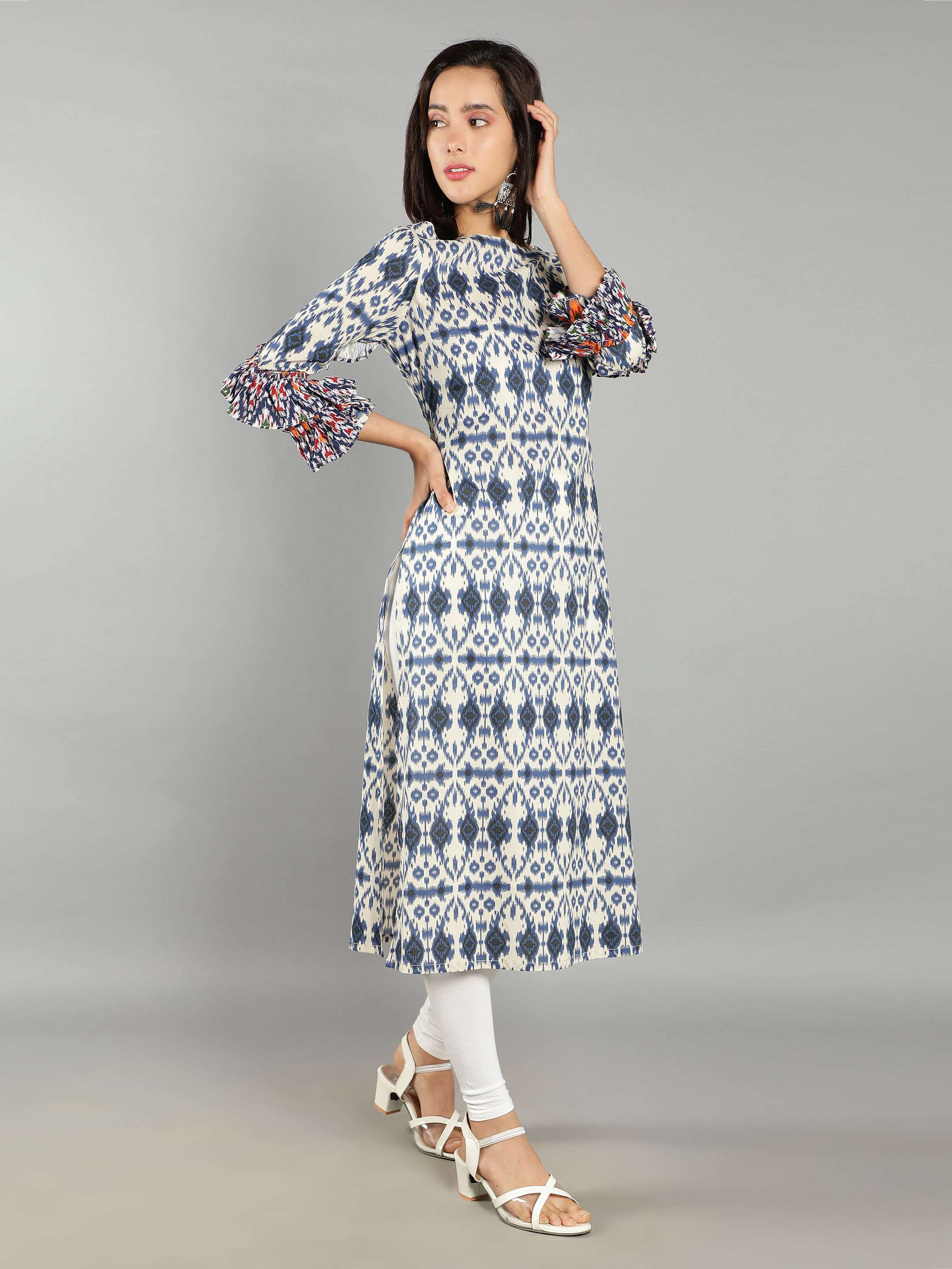 Women Blue and White Ikat Abstract Print Kurti