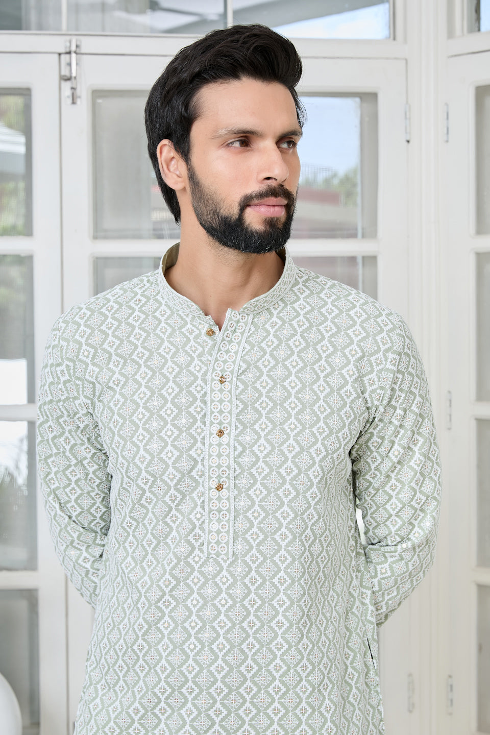 Pastel Green Thread Embroidered and Sequin Rayon Straight Kurta