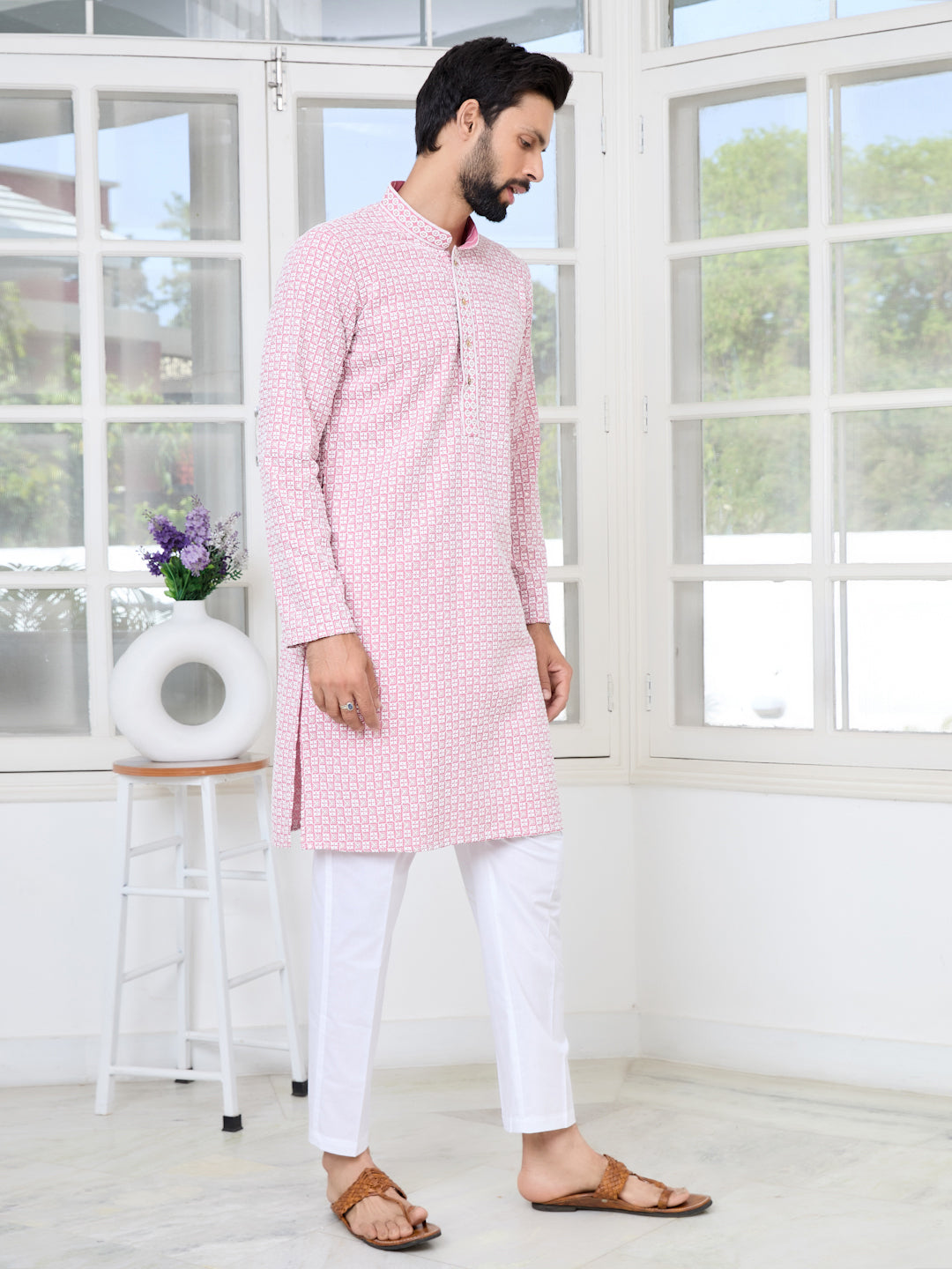 Pink Thread Embroidered and Sequin Rayon Straight Kurta