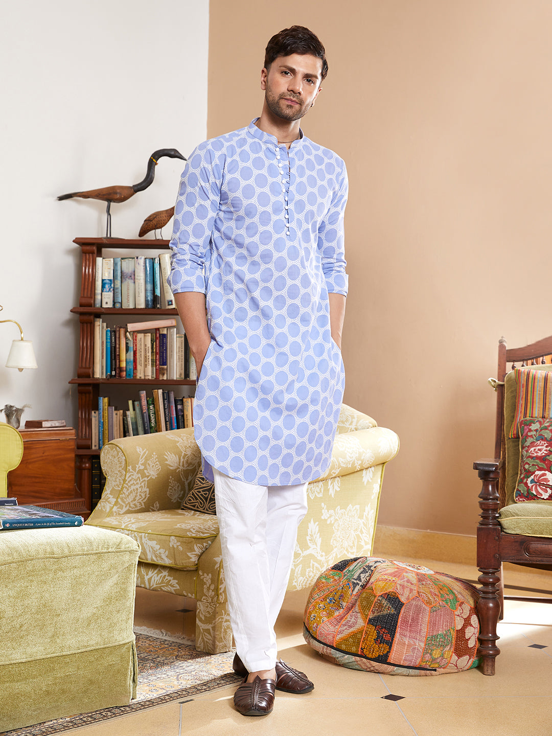Men Blue And White Embroidered Cotton Kurta With Pyjama
