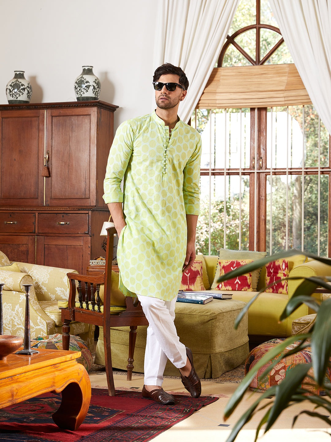 Men Green And White Embroidered Cotton Kurta With Pyjama